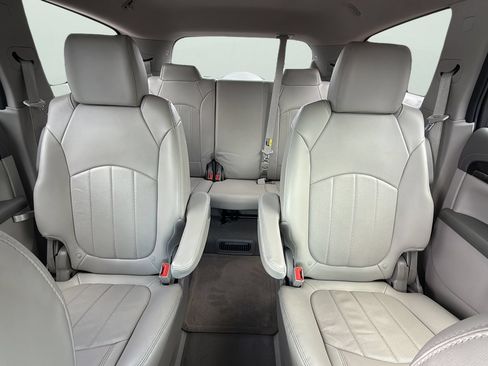 Used 2016 Buick Enclave Leather w/ Trailering Package FWD image 25
