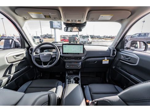 New 2025 Ford Bronco Sport Outer Banks w/ Outer Banks Tech Package+ AWD/4WD image 10