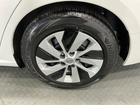 Used 2025 Nissan Altima 2.5 S image 24