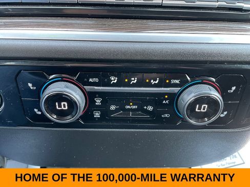 Used 2024 Chevrolet Silverado 1500 LT AWD/4WD image 21
