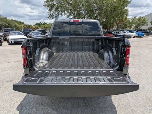 New 2026 RAM 1500 Big Horn AWD/4WD image 12