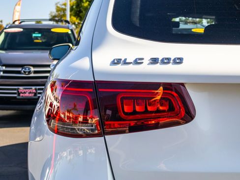 Used 2020 Mercedes-Benz GLC 300 image 12