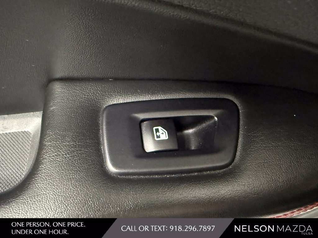 Used 2020 Jeep Compass Trailhawk AWD/4WD image 35