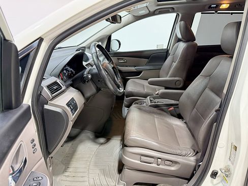 Used 2017 Honda Odyssey Touring image 30