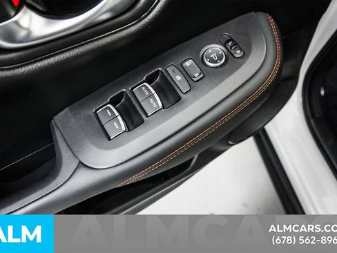 Used 2025 Honda HR-V Sport image 44