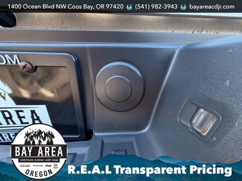 Used 2018 Chevrolet Silverado 1500 LT w/ All Star Edition AWD/4WD image 26