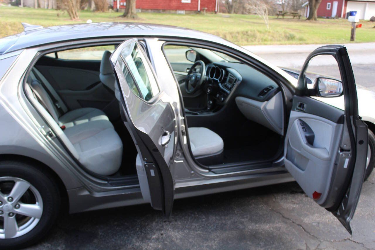 Used 2015 Kia Optima LX FWD image 38
