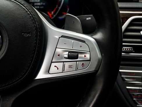 Used 2021 BMW 740i xDrive 740i xDrive w/ M Sport Package image 27