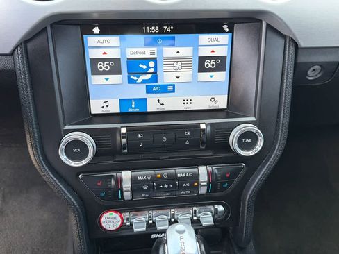 Used 2017 Ford Mustang Premium image 20