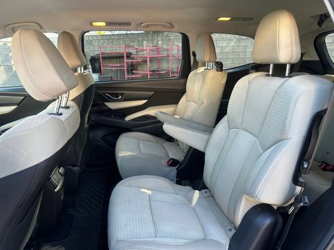 Used 2021 Subaru Ascent Premium w/ Convenience Package AWD/4WD image 17