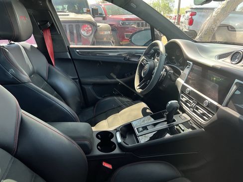 Used 2023 Porsche Macan GTS AWD/4WD image 8