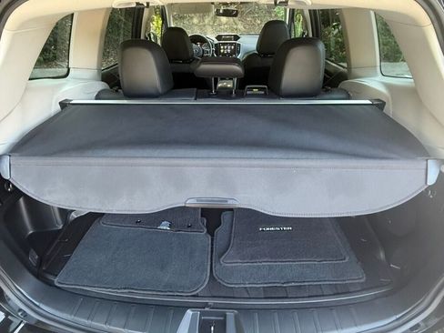 Used 2023 Subaru Forester Limited AWD/4WD image 41