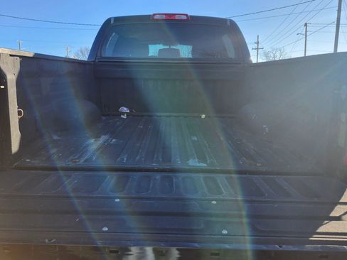 Used 2015 Toyota Tundra SR5 w/ SR5 Upgrade Package image 5