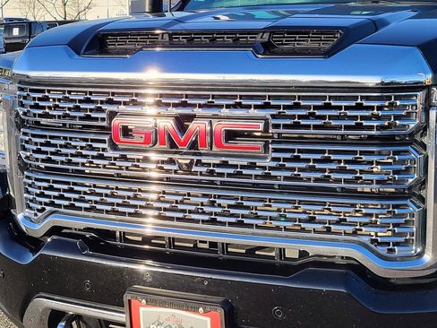 Used 2020 GMC Sierra 2500 Denali w/ Denali Ultimate Package image 48