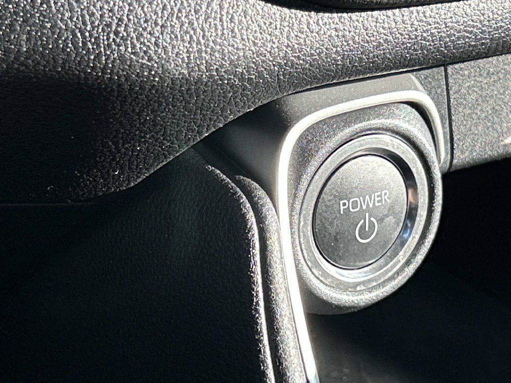 Used 2026 Toyota Grand Highlander XLE FWD image 38