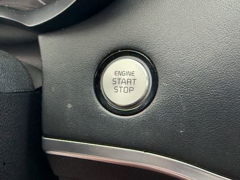 Used 2019 Kia Stinger Premium image 30