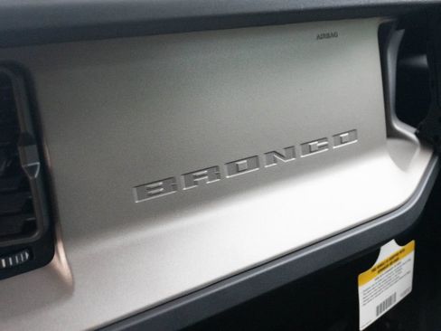 New 2026 Ford Bronco Outer Banks w/ Sasquatch Package AWD/4WD image 37