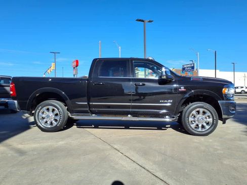 Used 2024 RAM 3500 Limited image 42
