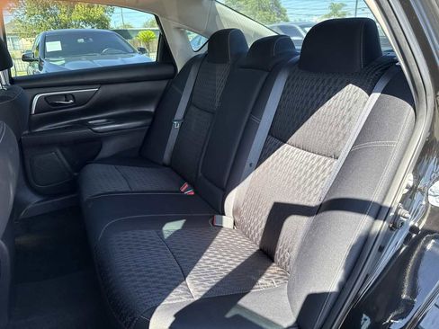 Used 2016 Nissan Altima 2.5 SV image 11