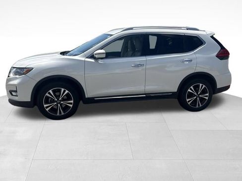 Used 2017 Nissan Rogue SL FWD image 3
