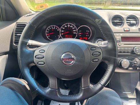Used 2011 Nissan Altima 2.5 S w/ Special Edition Pkg FWD image 7