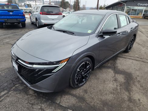 New 2026 Nissan Sentra SR image 4