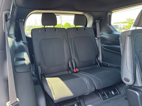 New 2026 Jeep Grand Cherokee L Laredo RWD image 10