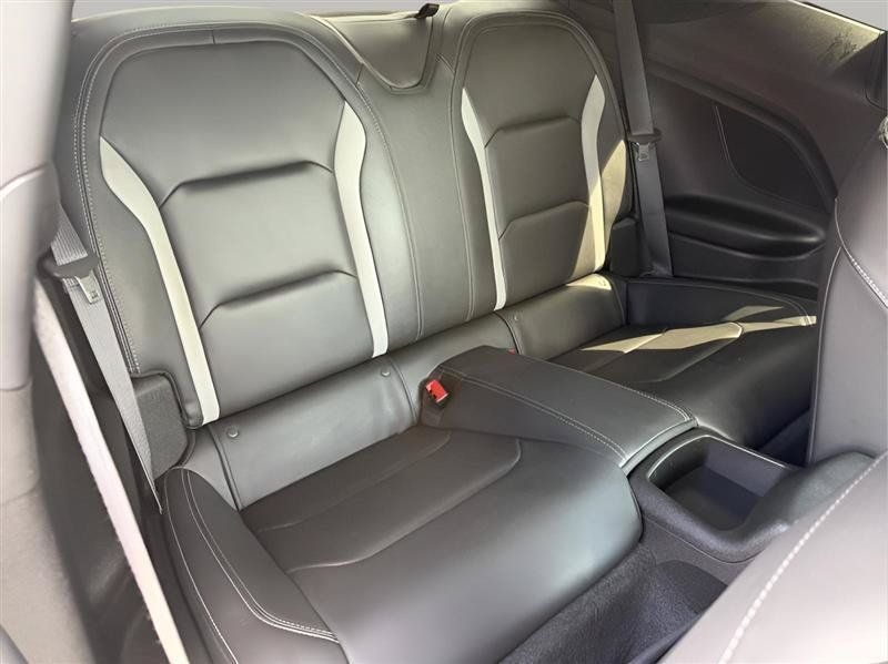 Used 2019 Chevrolet Camaro SS RWD image 32