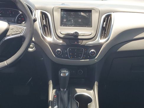 Used 2021 Chevrolet Equinox LT FWD image 15