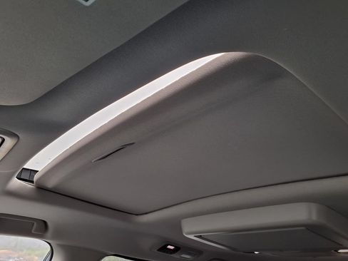 New 2026 Honda Odyssey Elite image 23