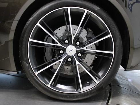 Used 2014 Aston Martin Vanquish Coupe RWD image 27