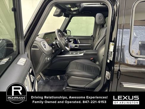 Used 2025 Mercedes-Benz G 550 image 4