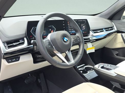 New 2026 BMW X1 xDrive28i AWD/4WD image 9