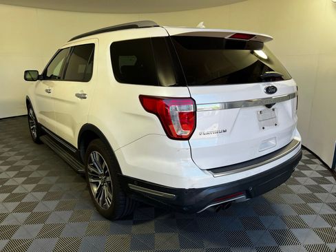 Used 2018 Ford Explorer Platinum AWD/4WD image 5
