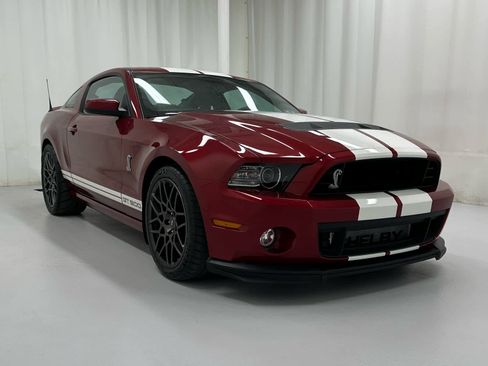 Used 2014 Ford Mustang Shelby GT500 w/ Equipment Group 821A image 2