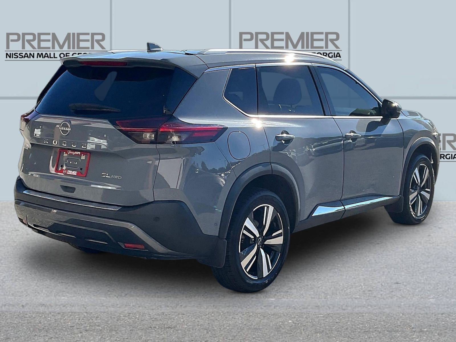 Certified 2023 Nissan Rogue SL w/ SL Premium Package AWD/4WD image 7