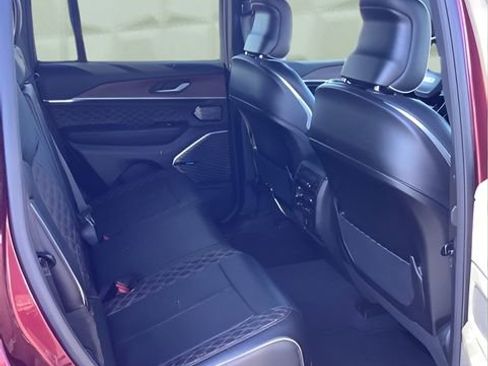 Certified 2023 Jeep Grand Cherokee Summit image 18