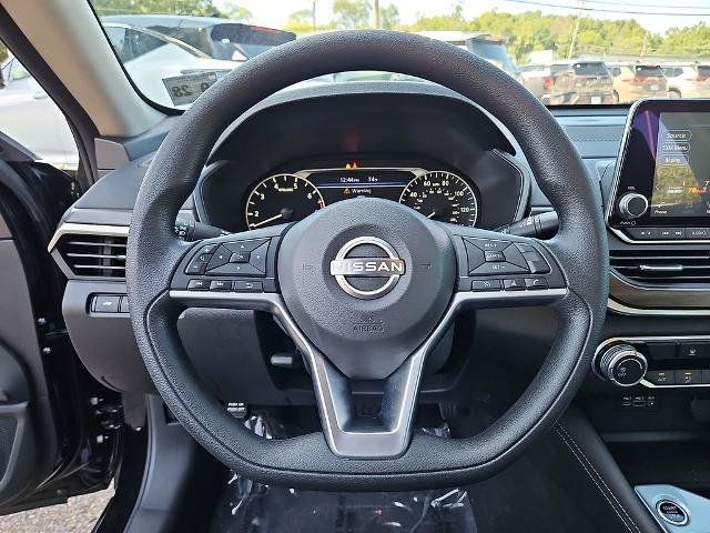 Certified 2023 Nissan Altima 2.5 SV FWD image 21