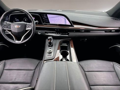 Used 2024 Cadillac Escalade ESV Premium Luxury image 15