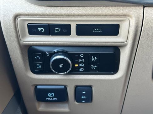 Used 2023 Ford F150 Lariat w/ Equipment Group 502A High image 15