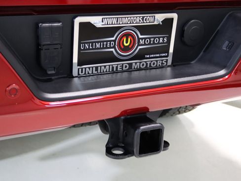 Used 2025 Chevrolet Silverado 2500 High Country w/ Technology Package AWD/4WD image 17