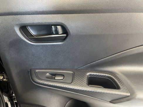 Used 2025 Nissan Versa S FWD image 46