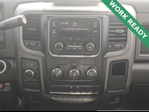 Used 2015 RAM 3500 Tradesman w/ Chrome Appearance Group image 18