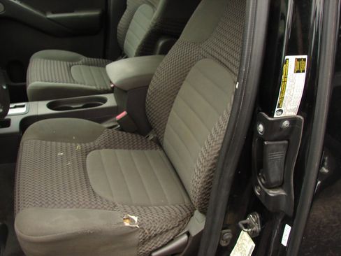 Used 2007 Nissan Frontier SE image 6