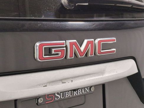 Used 2023 GMC Terrain SLE w/ Driver Convenience Package image 12
