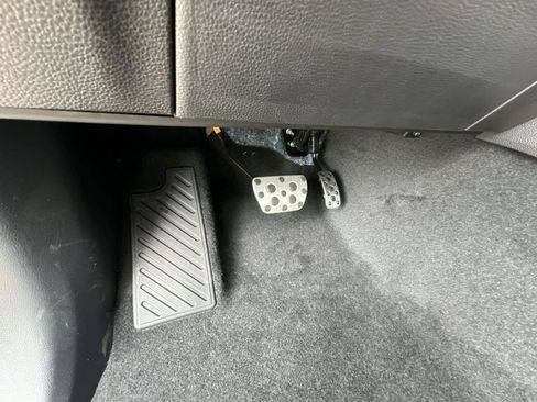 New 2026 Toyota Tundra SR5 AWD/4WD image 31