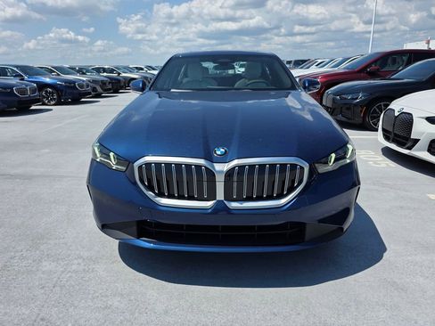 New 2026 BMW 530i w/ Premium Package RWD image 2