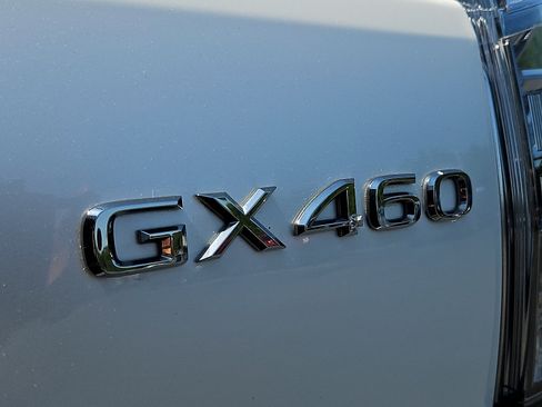 Used 2023 Lexus GX 460 Premium w/ Premium Package AWD/4WD image 34