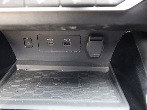 Used 2024 Nissan Altima 2.5 SV w/ SV Premium Package image 32