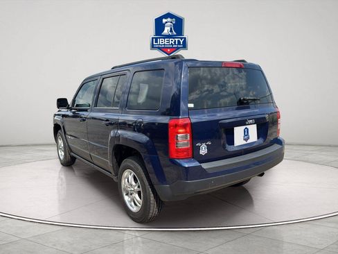 Used 2014 Jeep Patriot Sport w/ Power Value Group AWD/4WD image 8